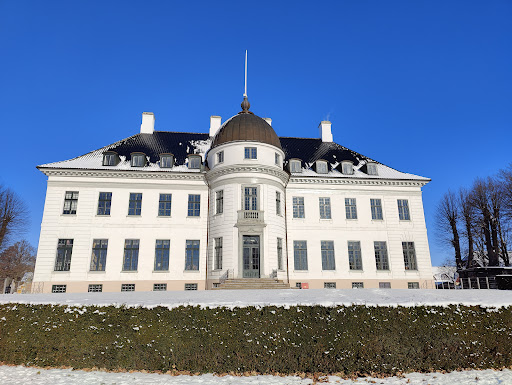 Bernstorff Slot