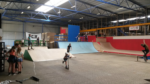 Omega Skate Hal