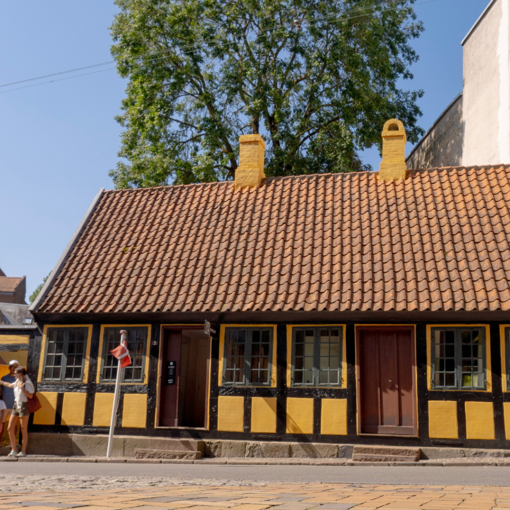 H. C. Andersens Barndomshjem 1 H. C. Andersens Barndomshjem – Se det berømte forfatters første hjem i Odense