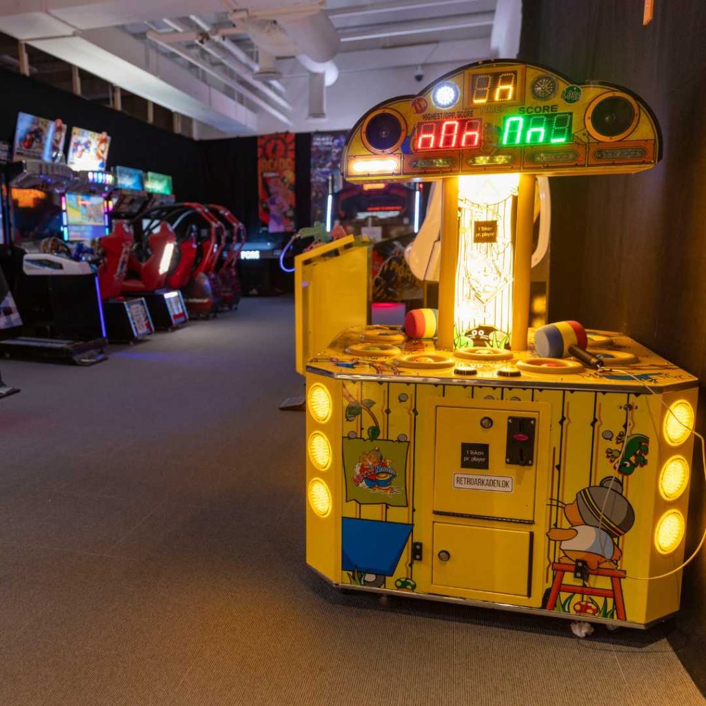 Retroarkaden - Klassiske Spil og Nostalgi i Arkadmaskiner